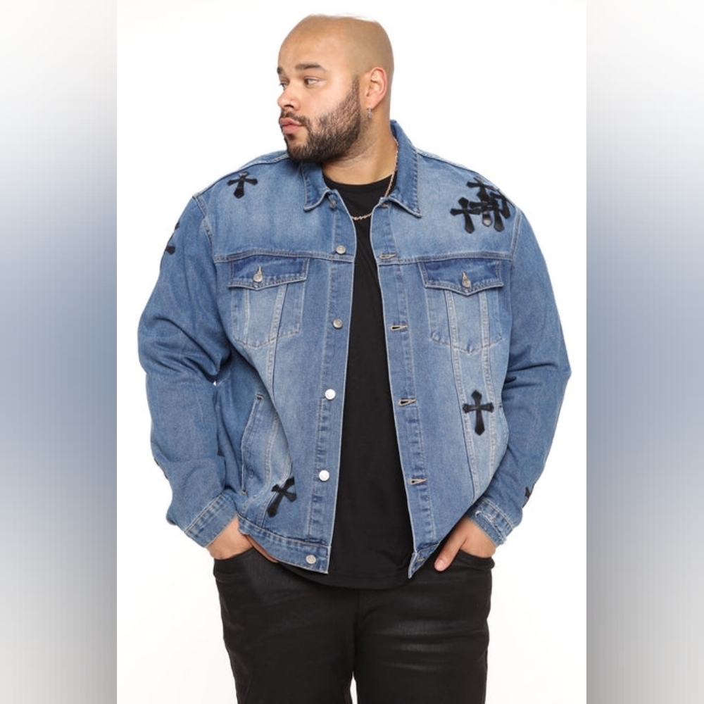 Nova Men Cross Patch Medium Wash Denim Trucker Jacket Size XXL